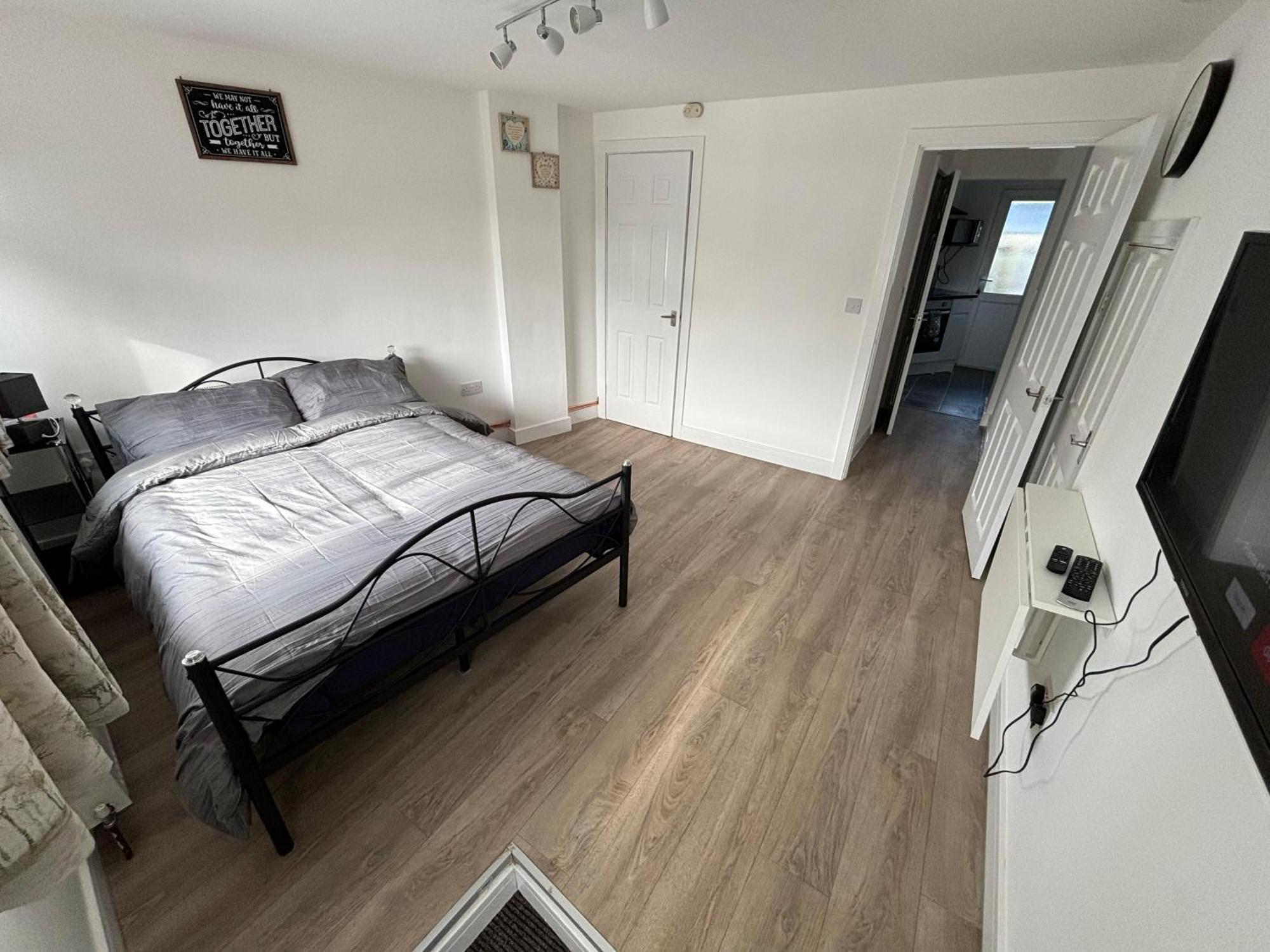 Modern & Cozy Gem - 10Min To City Center - Parking York Eksteriør billede