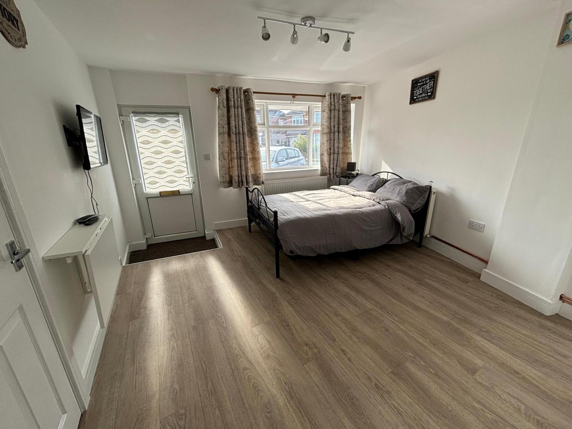 Modern & Cozy Gem - 10Min To City Center - Parking York Eksteriør billede