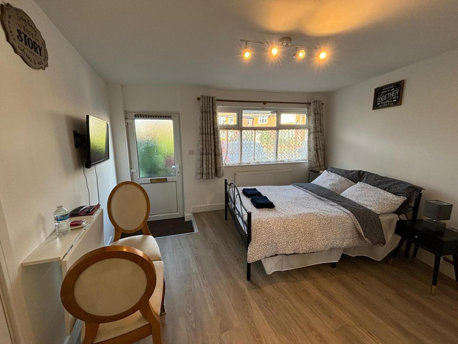 Modern & Cozy Gem - 10Min To City Center - Parking York Eksteriør billede