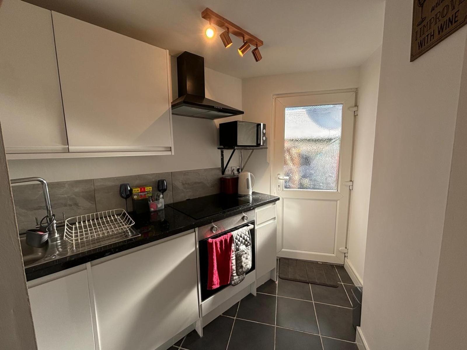 Modern & Cozy Gem - 10Min To City Center - Parking York Eksteriør billede